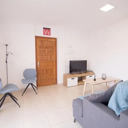 Vacacion Con Balcon Y Bonitas Vistas Apartamento *