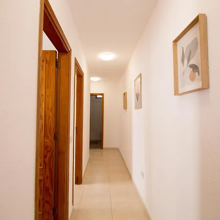 Apartamento Vacacion Con Balcon Y Bonitas Vistas *